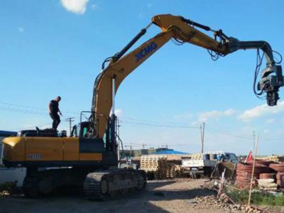 CAT345 Excavator Mounted Piling Equipment for 8m Concrete Piles Driving Project